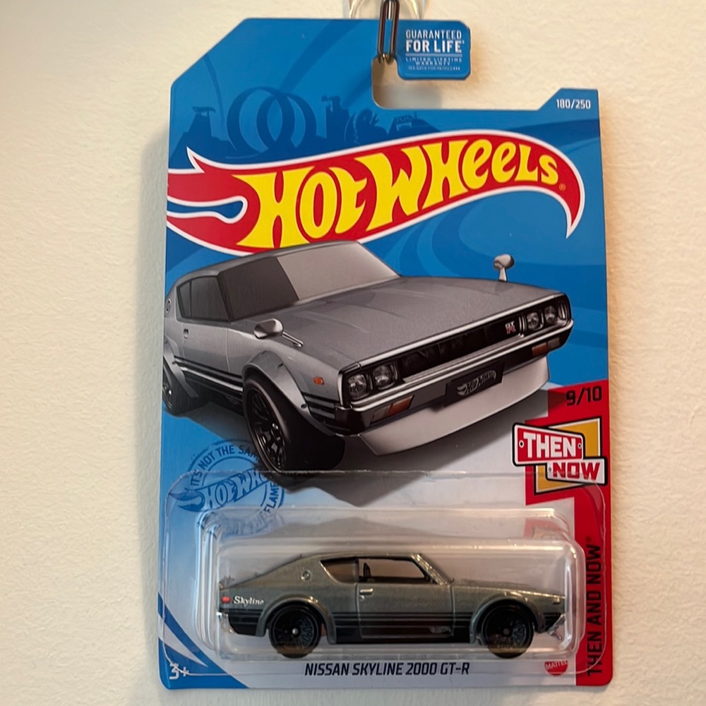 Hot wheels Nissan Skyline 2000 Gt-r 180/250